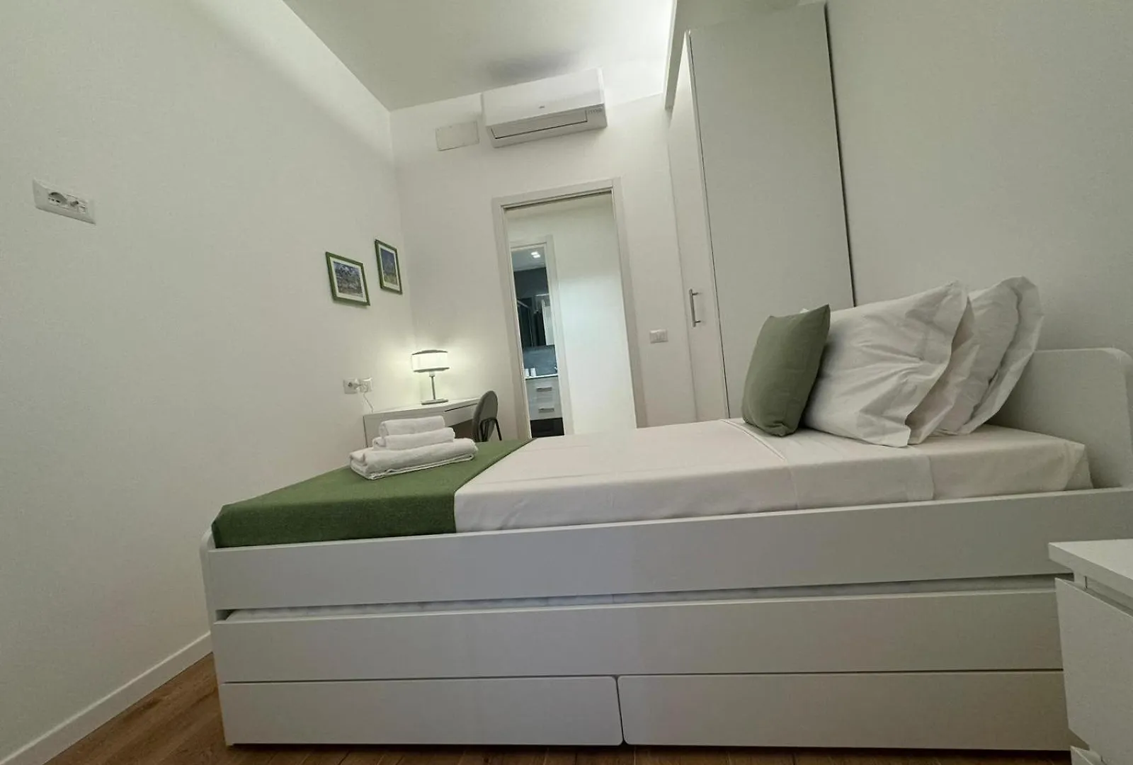 Apartment Roman Pearl In Portuense Italy